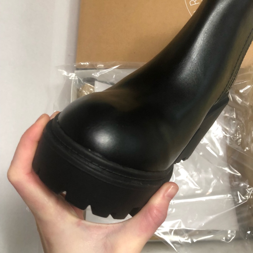 NWT Urban Outfitters Zip-Up boot black (9) - Picture 15 of 15